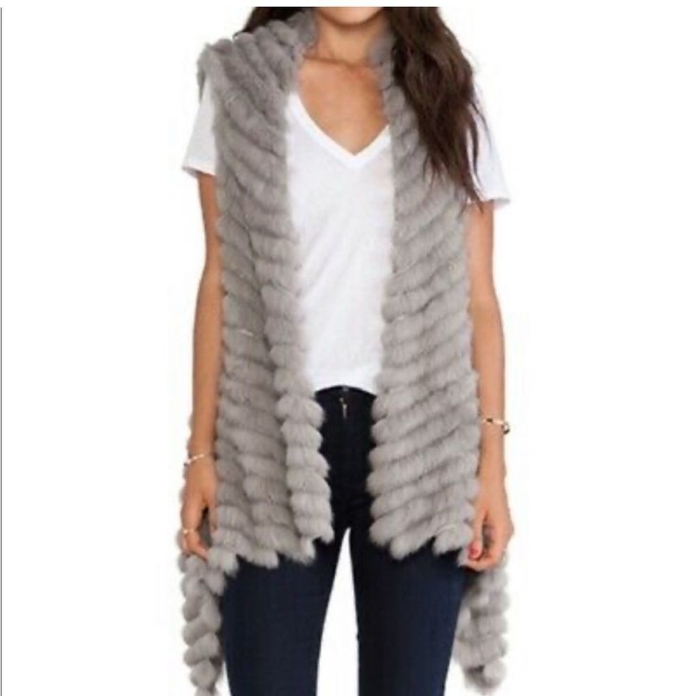 Jocelyn Waterfall rabbit Fur‎ Vest size S in EUC (A)